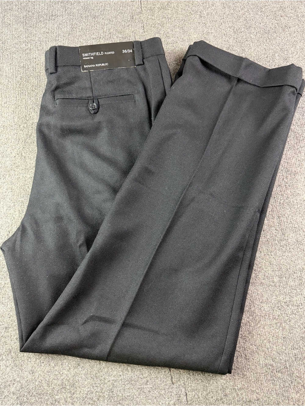 Banana Republic Smithfield Pleated Relaxed Leg Mens Wool Cuffed Pants Size 36x34